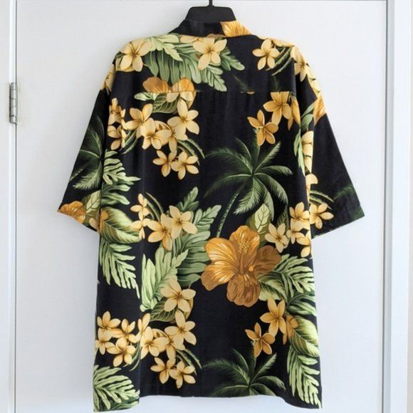 Tommy Bahama silk shirt - Picture 2 of 13